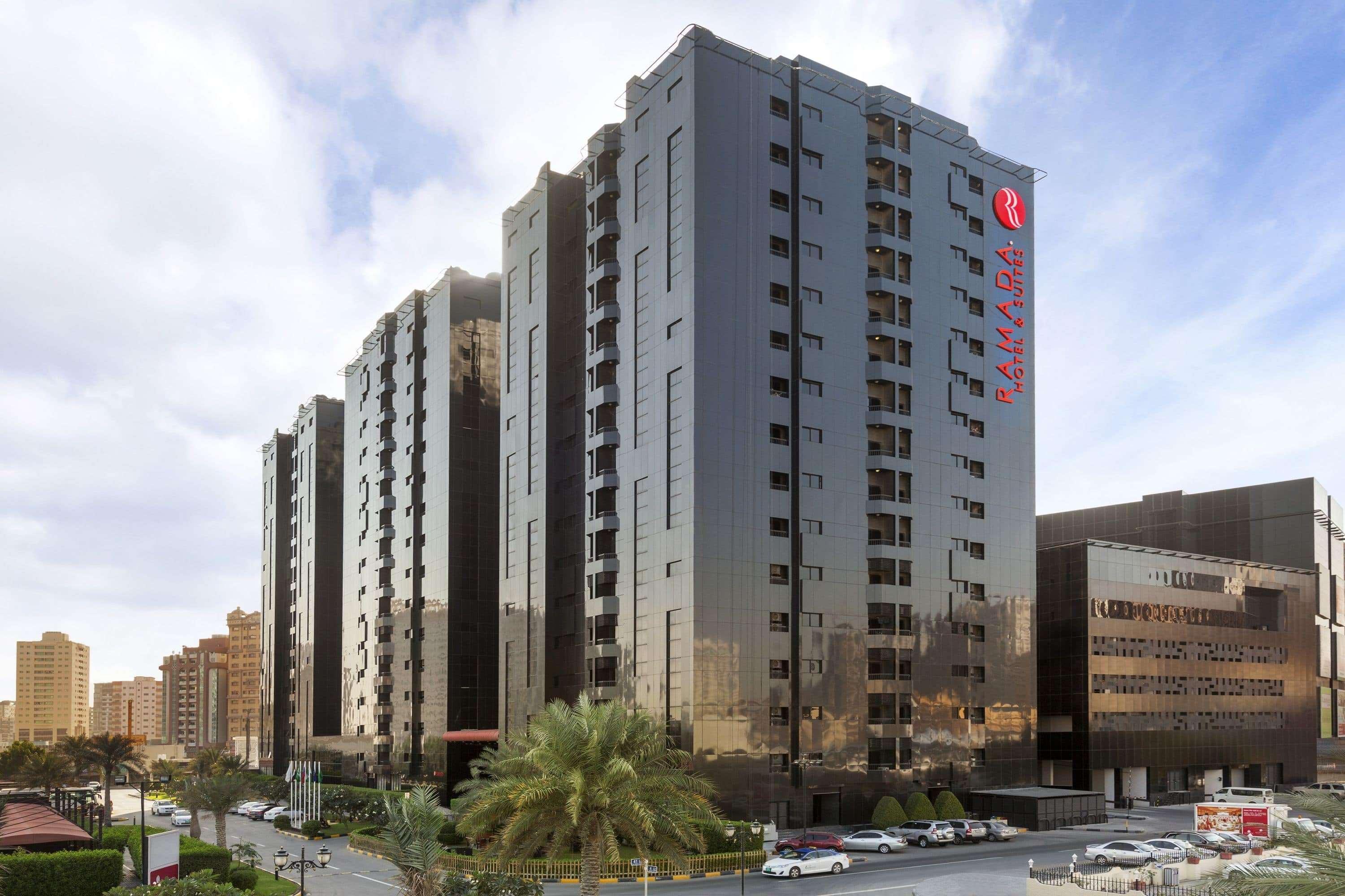 Ramada Hotel & Suites By Wyndham Acman Dış mekan fotoğraf